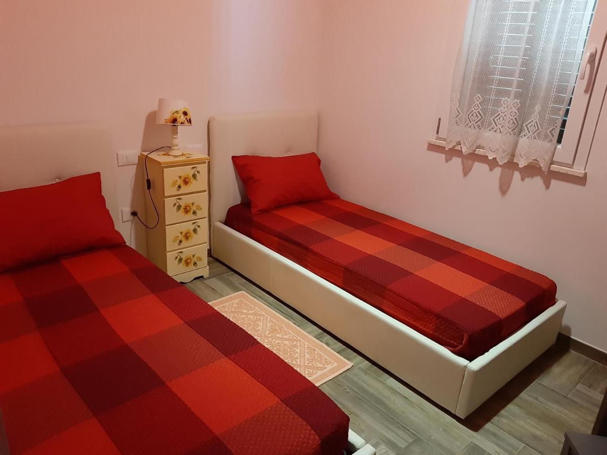 Villa Erilia San Giovanni Suèrgiu Екстериор снимка